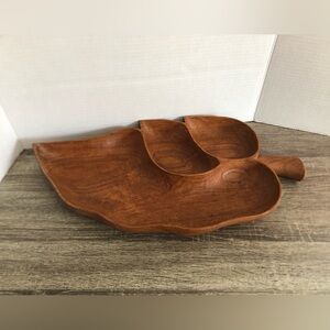Vtg MCM Hand Carved Leaf Shaped Dish